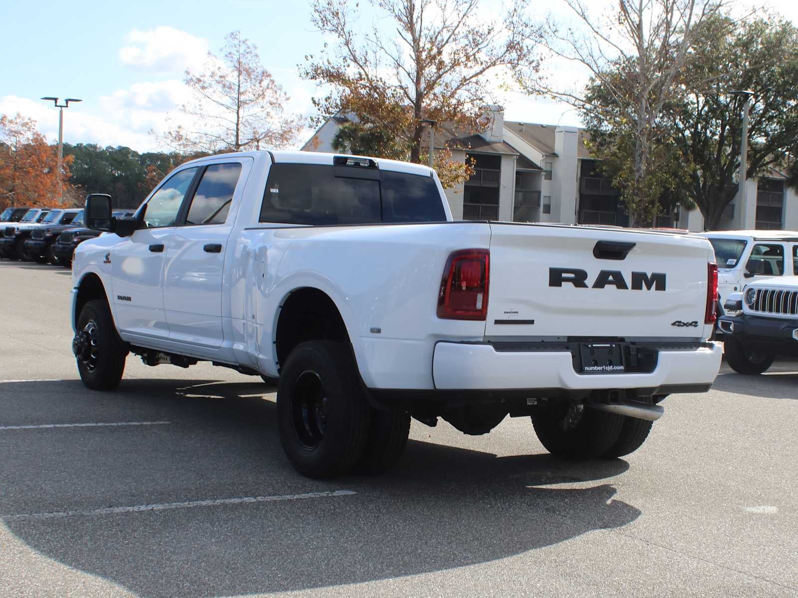 2026 RAM Ram 3500 RAM 3500 BIG HORN CREW CAB 4X4 8' BOX