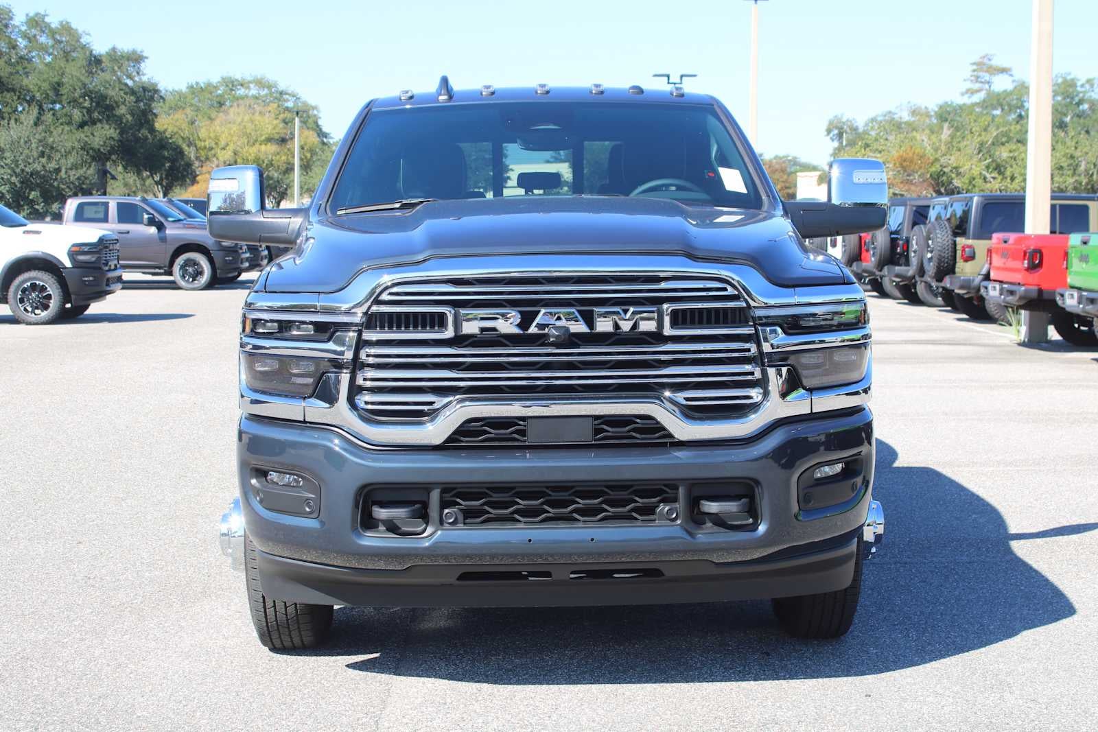 2026 RAM Ram 3500 RAM 3500 LARAMIE CREW CAB 4X4 8' BOX