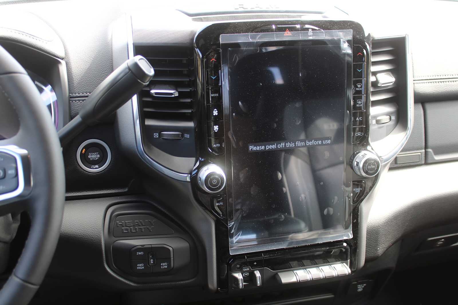 2026 RAM Ram 3500 RAM 3500 LARAMIE CREW CAB 4X4 8' BOX