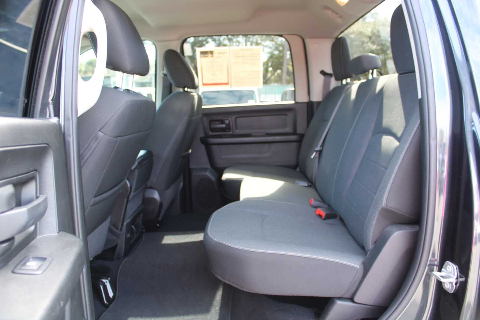 2021 RAM 1500 Classic Tradesman Crew Cab 4x4 5'7' Box