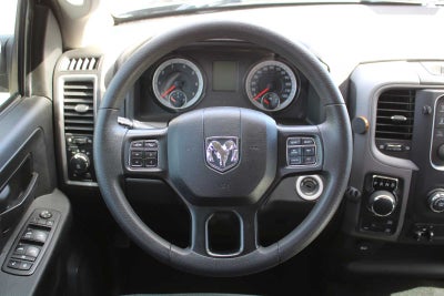 2021 RAM 1500 Classic Tradesman Crew Cab 4x4 5'7' Box