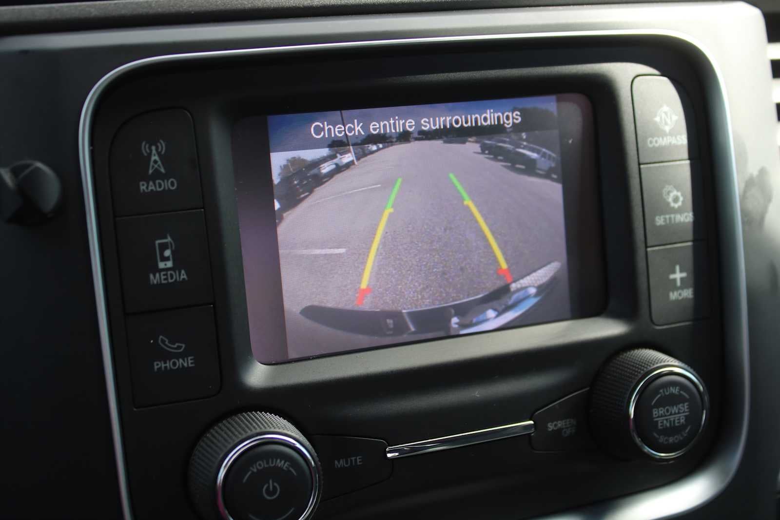 2021 RAM 1500 Classic Tradesman Crew Cab 4x4 5'7' Box