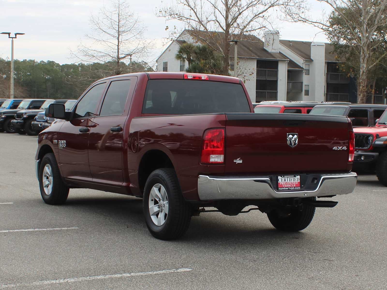 2022 RAM 1500 Classic Tradesman Crew Cab 4x4 5'7' Box