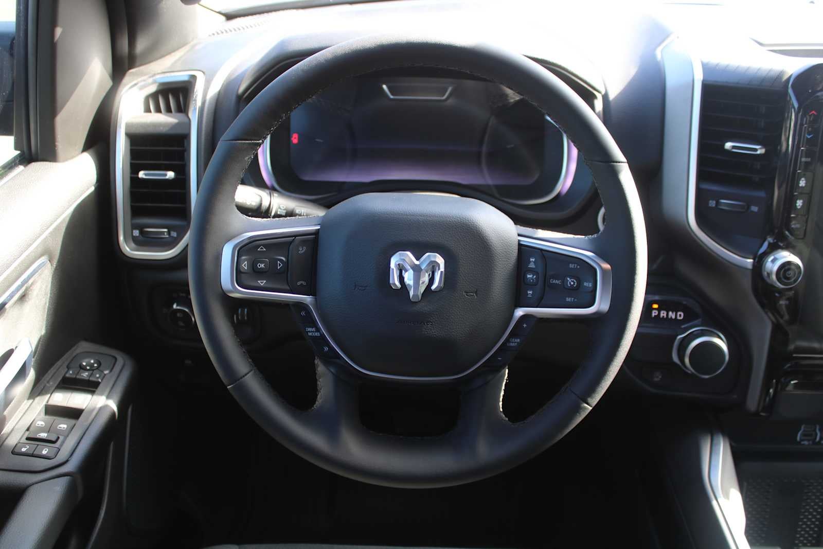 2026 RAM Ram 1500 RAM 1500 BIG HORN CREW CAB 4X2 5'7' BOX