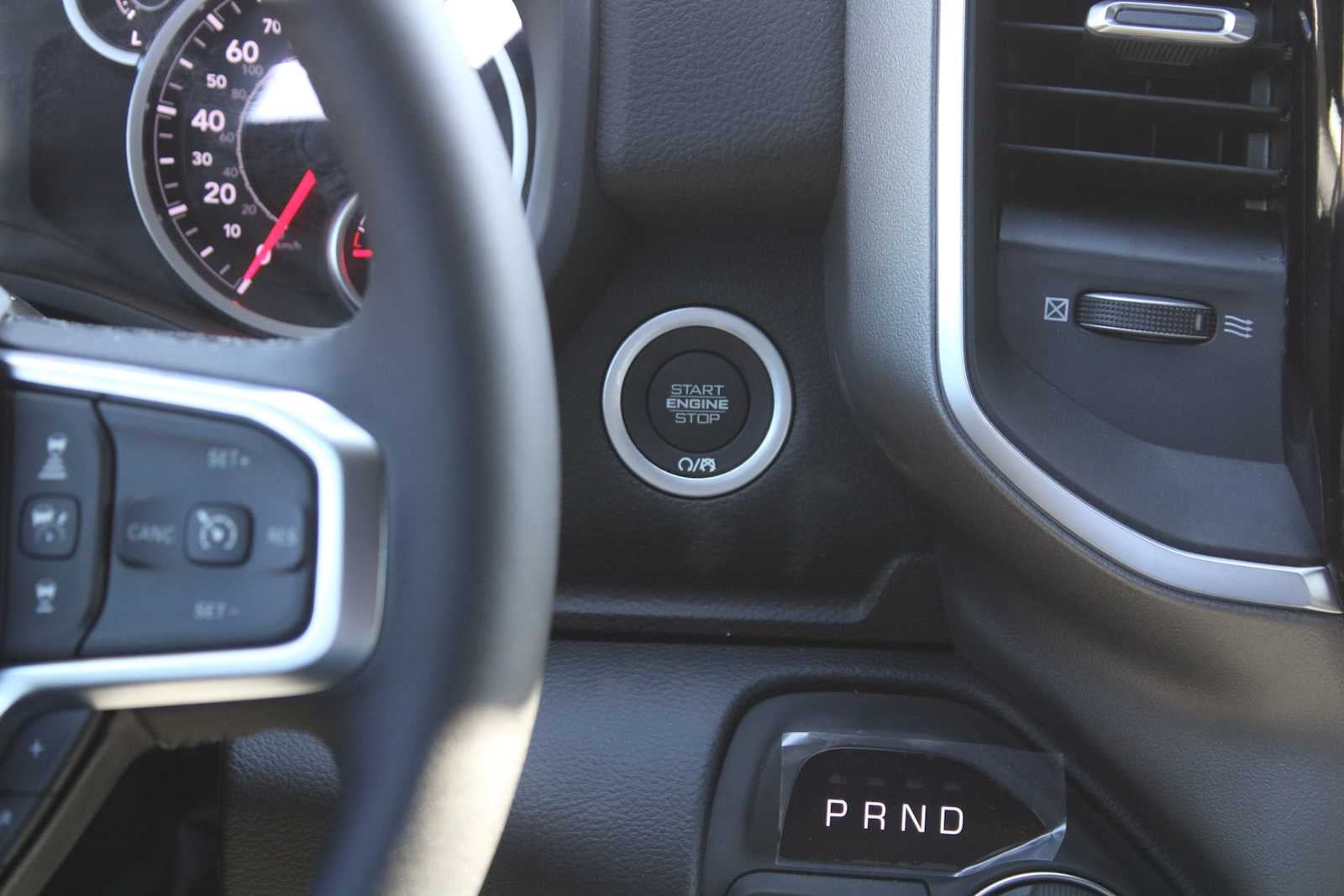 2026 RAM Ram 1500 RAM 1500 BIG HORN CREW CAB 4X2 5'7' BOX