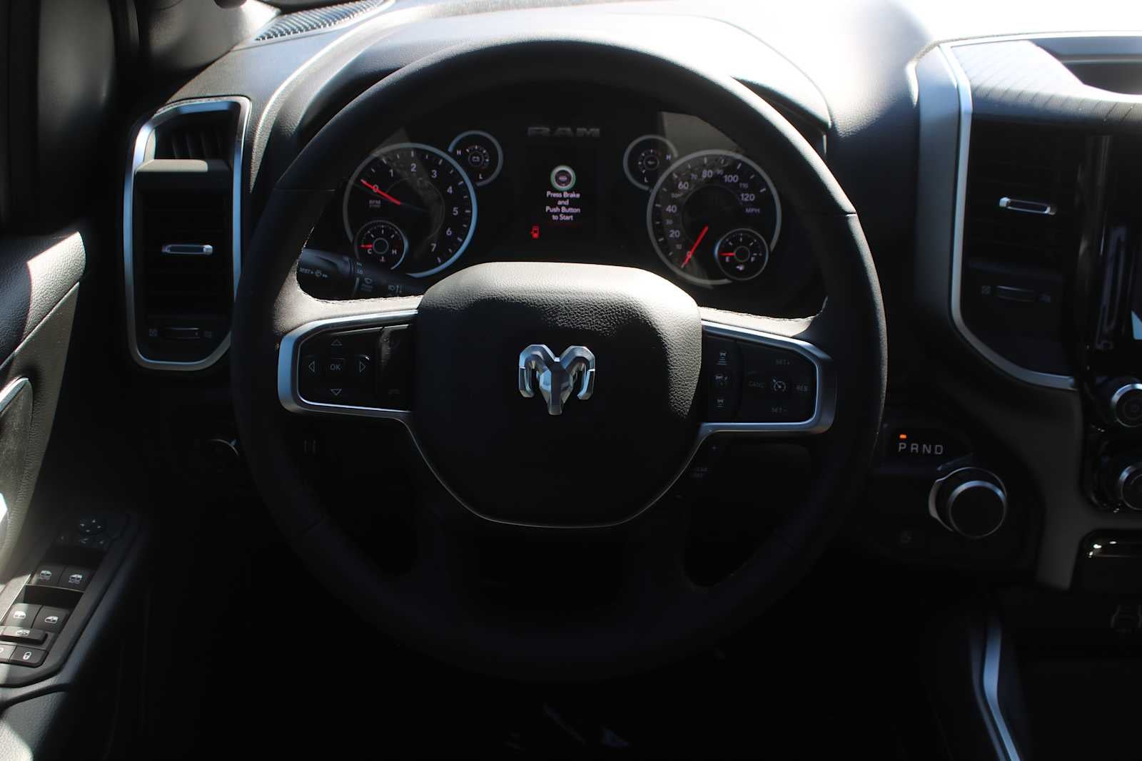 2026 RAM Ram 1500 RAM 1500 BIG HORN CREW CAB 4X2 5'7' BOX