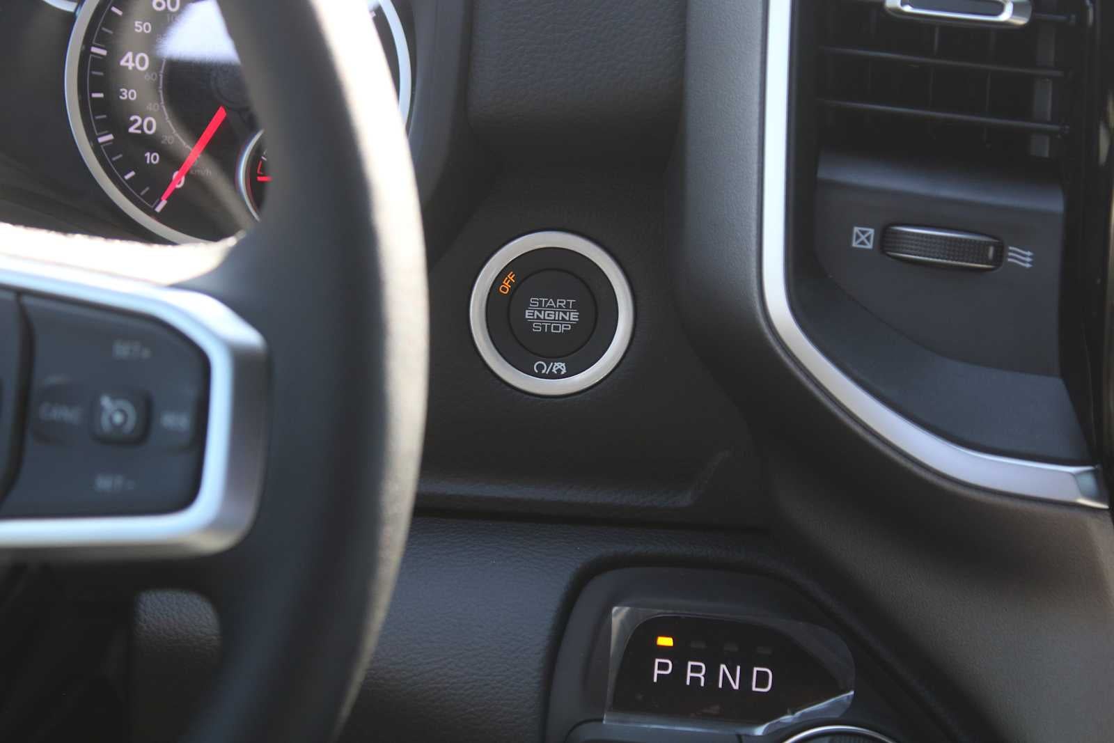 2026 RAM Ram 1500 RAM 1500 BIG HORN CREW CAB 4X2 5'7' BOX