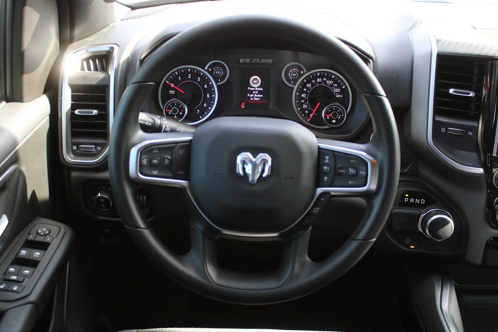 2026 RAM Ram 1500 RAM 1500 BIG HORN CREW CAB 4X2 5'7' BOX