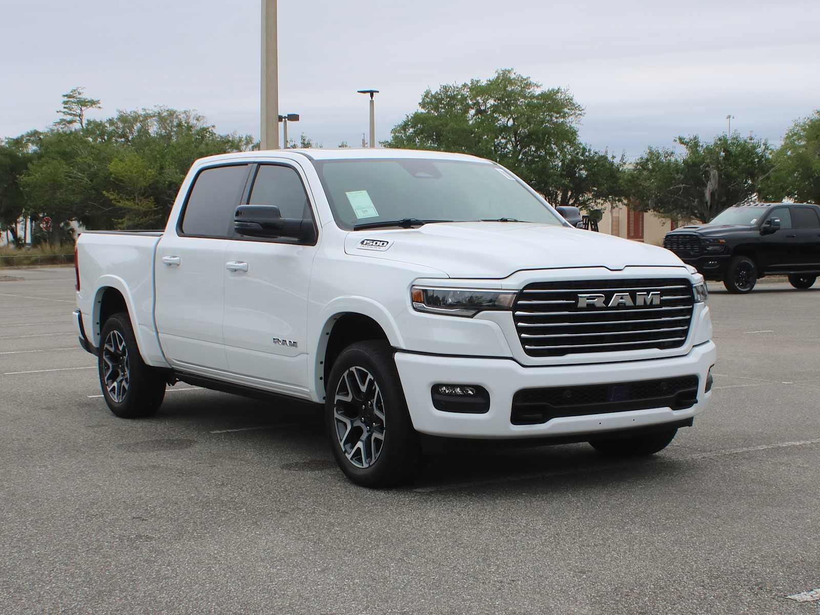 2026 RAM 1500 Laramie 4x4 Crew Cab 5'7's photo