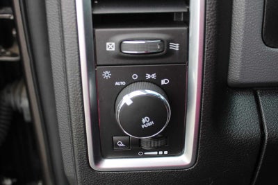 2017 RAM 2500 Big Horn Crew Cab 4x4 6'4' Box