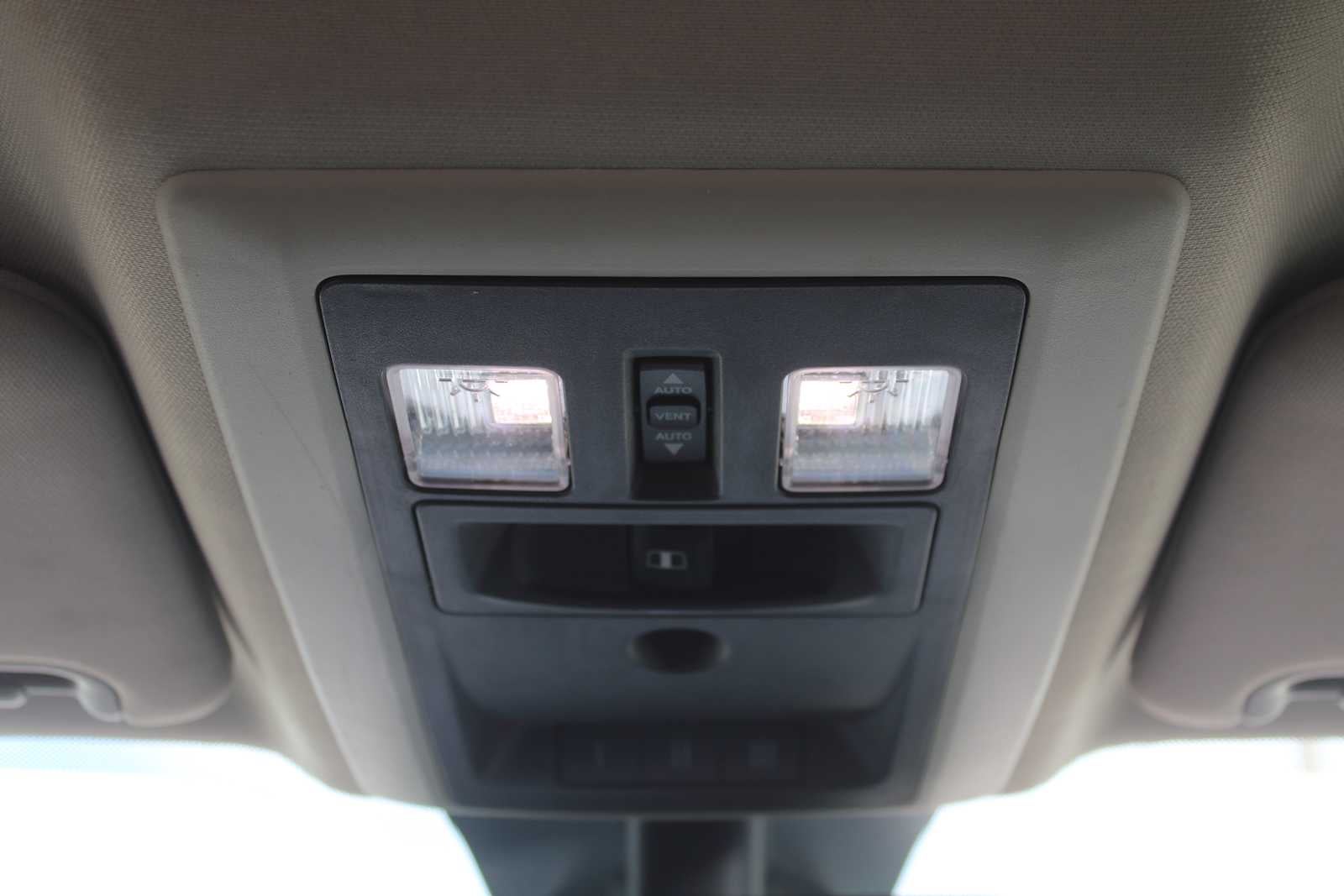 2017 RAM 2500 Laramie Crew Cab 4x4 6'4' Box