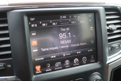 2017 RAM 2500 Laramie Crew Cab 4x4 6'4' Box