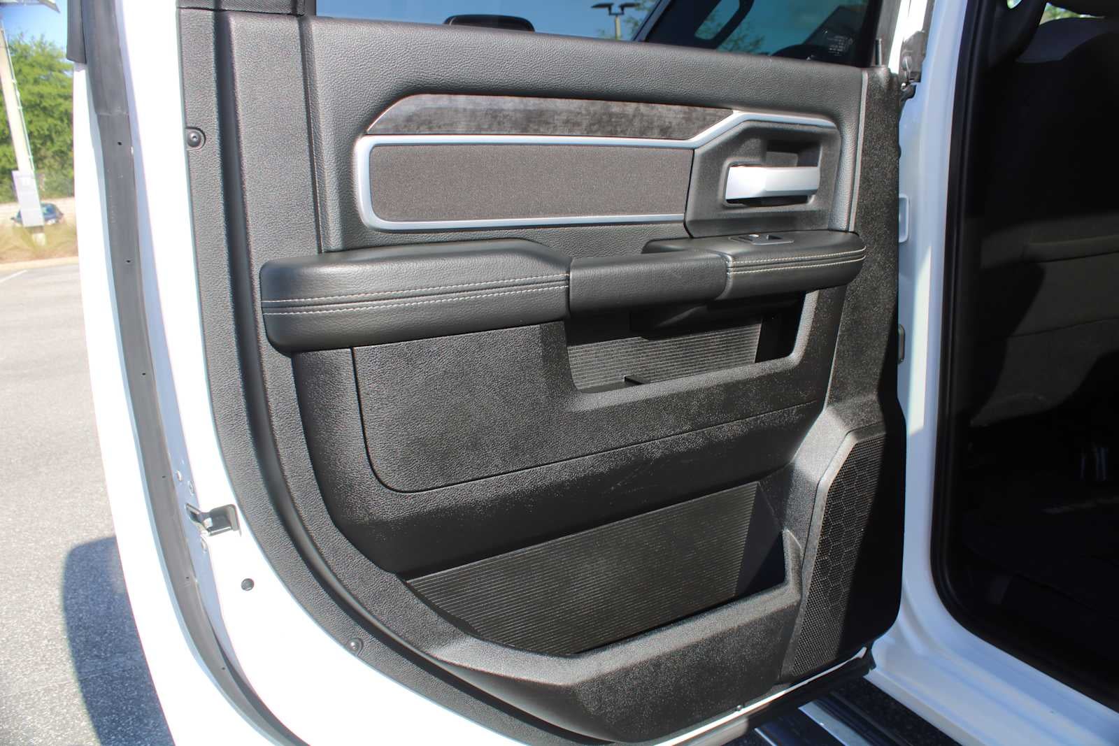 2024 RAM 2500 Big Horn Crew Cab 4x4 8' Box