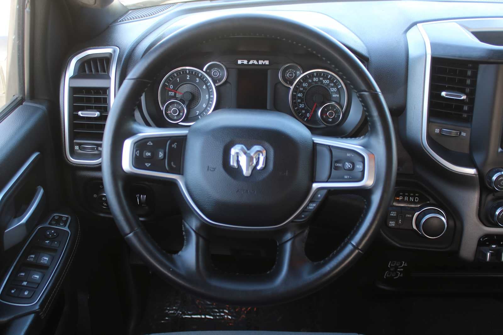 2024 RAM 2500 Big Horn Crew Cab 4x4 8' Box