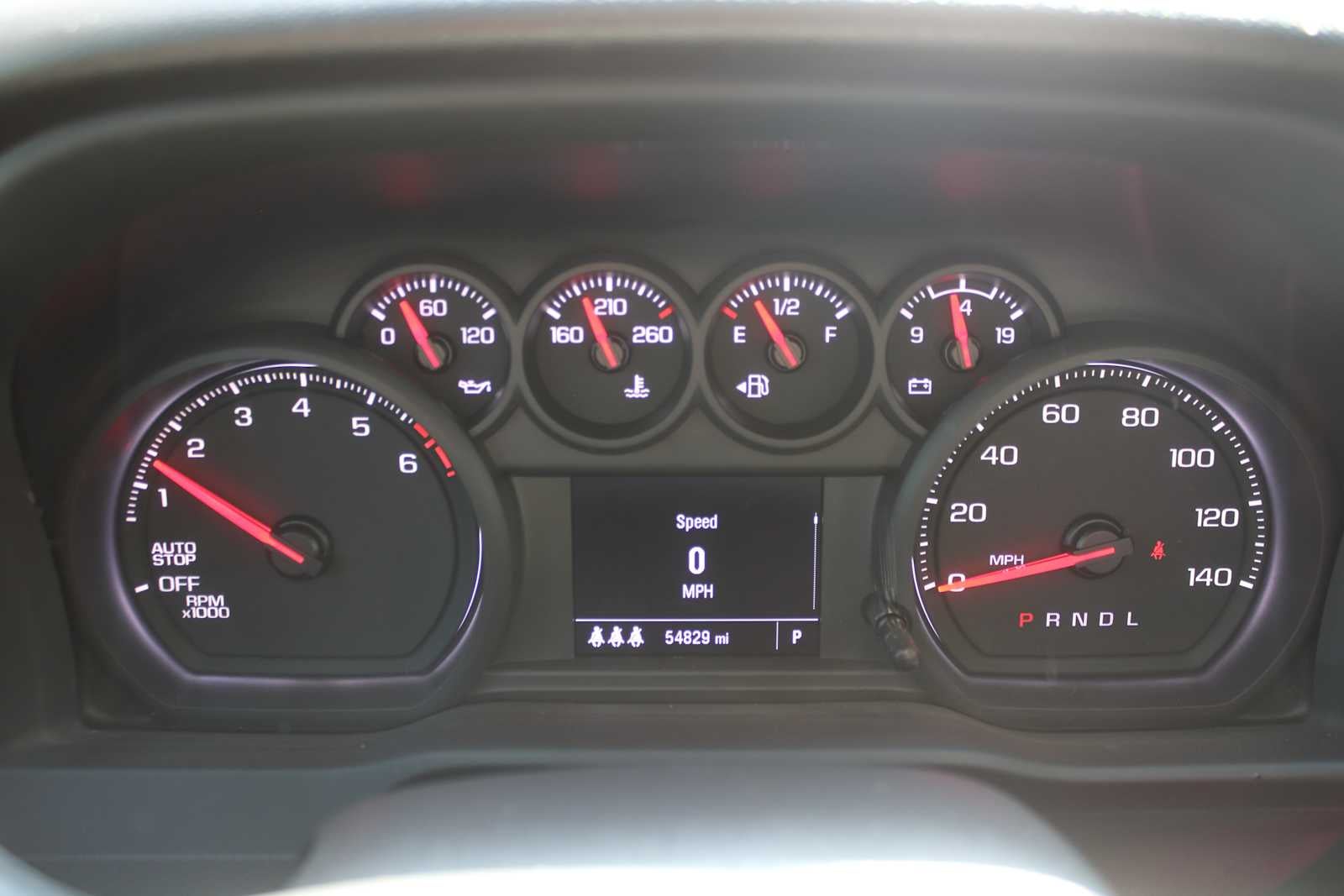 2024 Chevrolet Silverado 1500 4WD Crew Cab Short Bed Custom