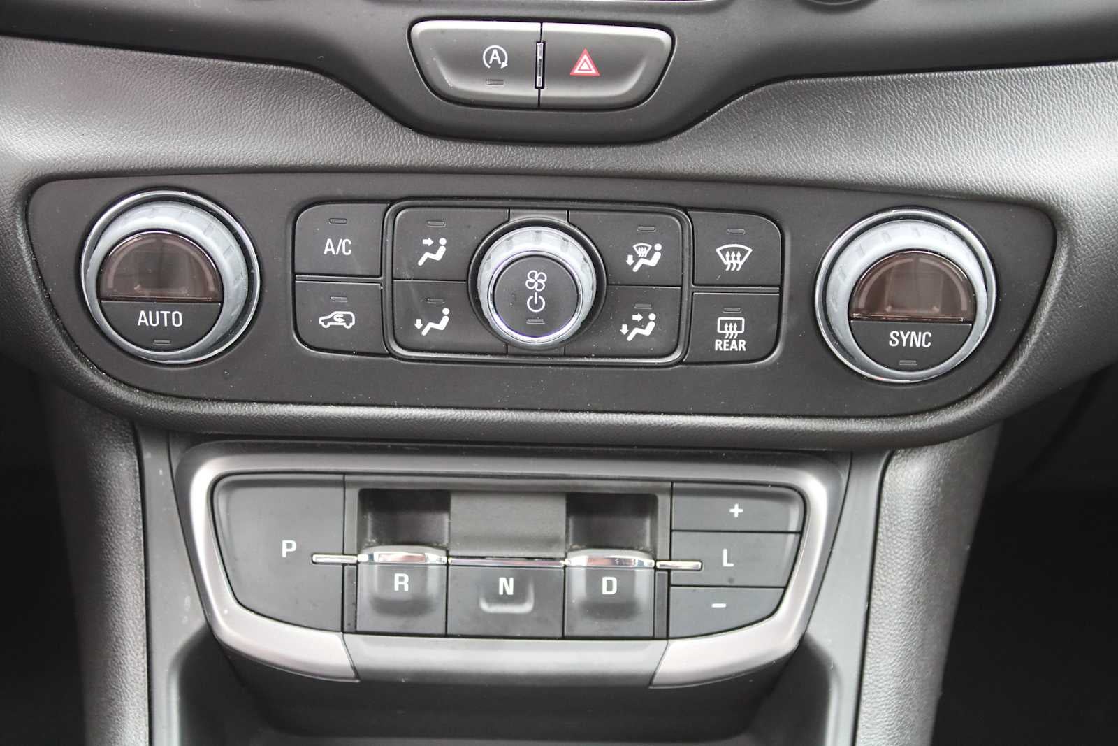 2024 GMC Terrain AWD AT4