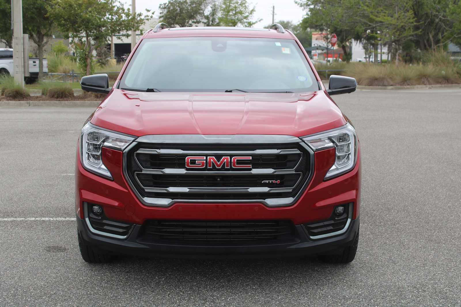 2024 GMC Terrain AWD AT4