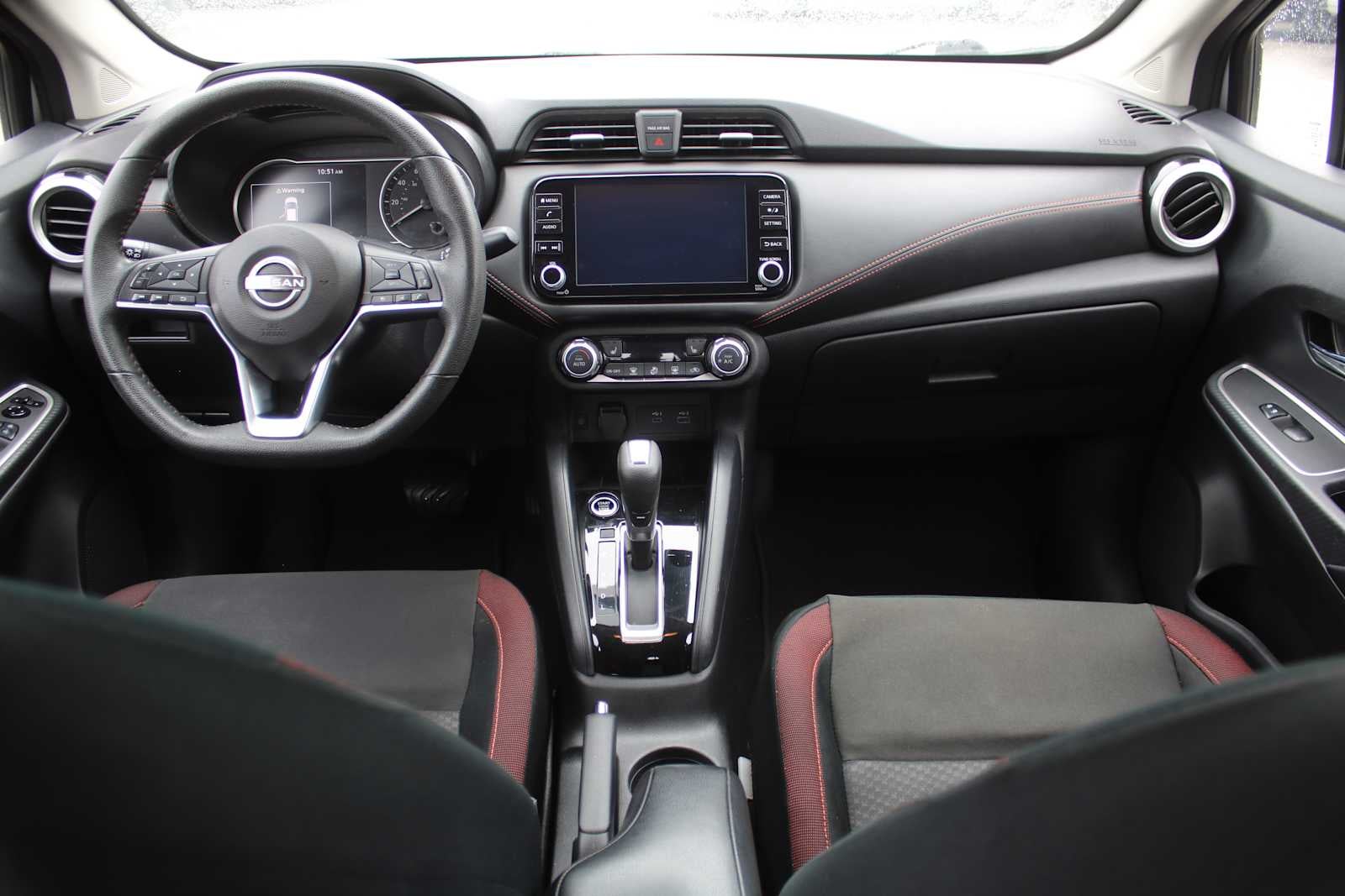 2024 Nissan Versa SR