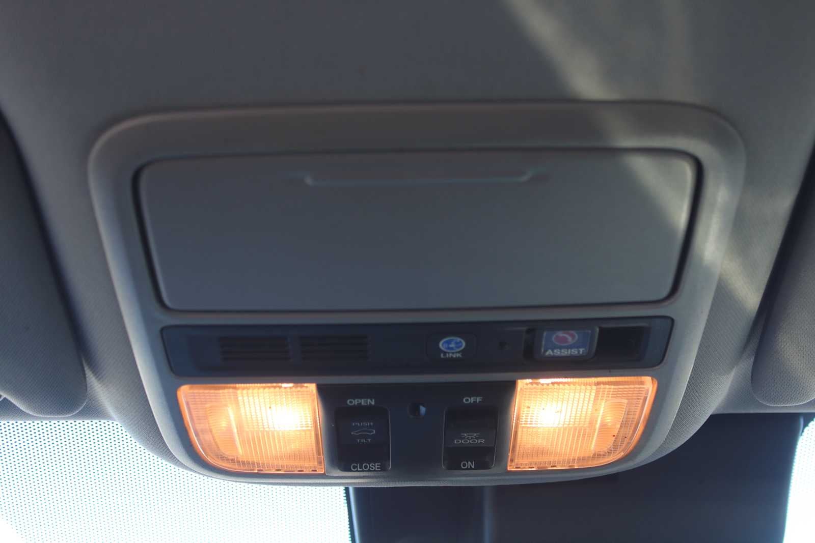 2020 Honda Pilot 2WD Touring 8 Passenger