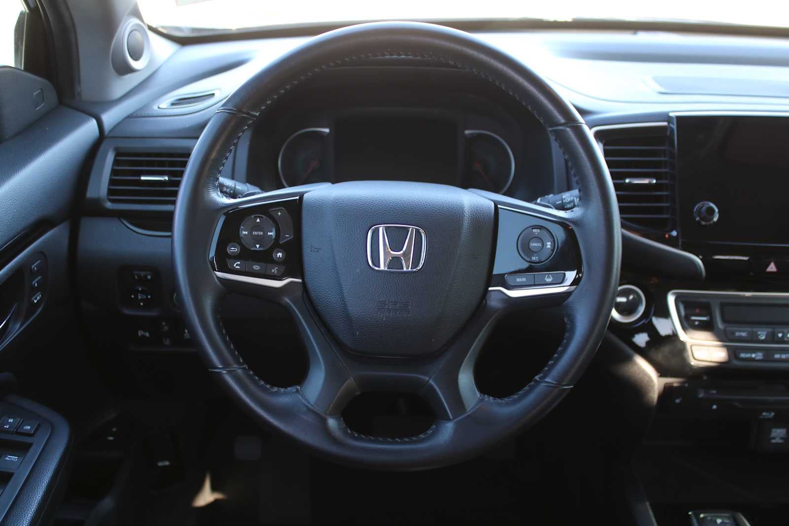 2020 Honda Pilot 2WD Touring 8 Passenger