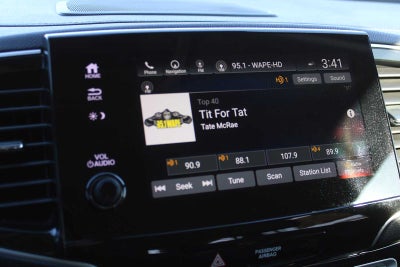 2020 Honda Pilot 2WD Touring 8 Passenger