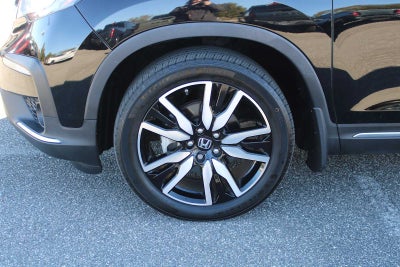 2020 Honda Pilot 2WD Touring 8 Passenger