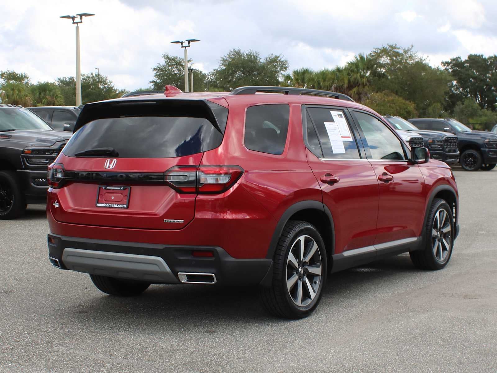 2025 Honda Pilot Touring