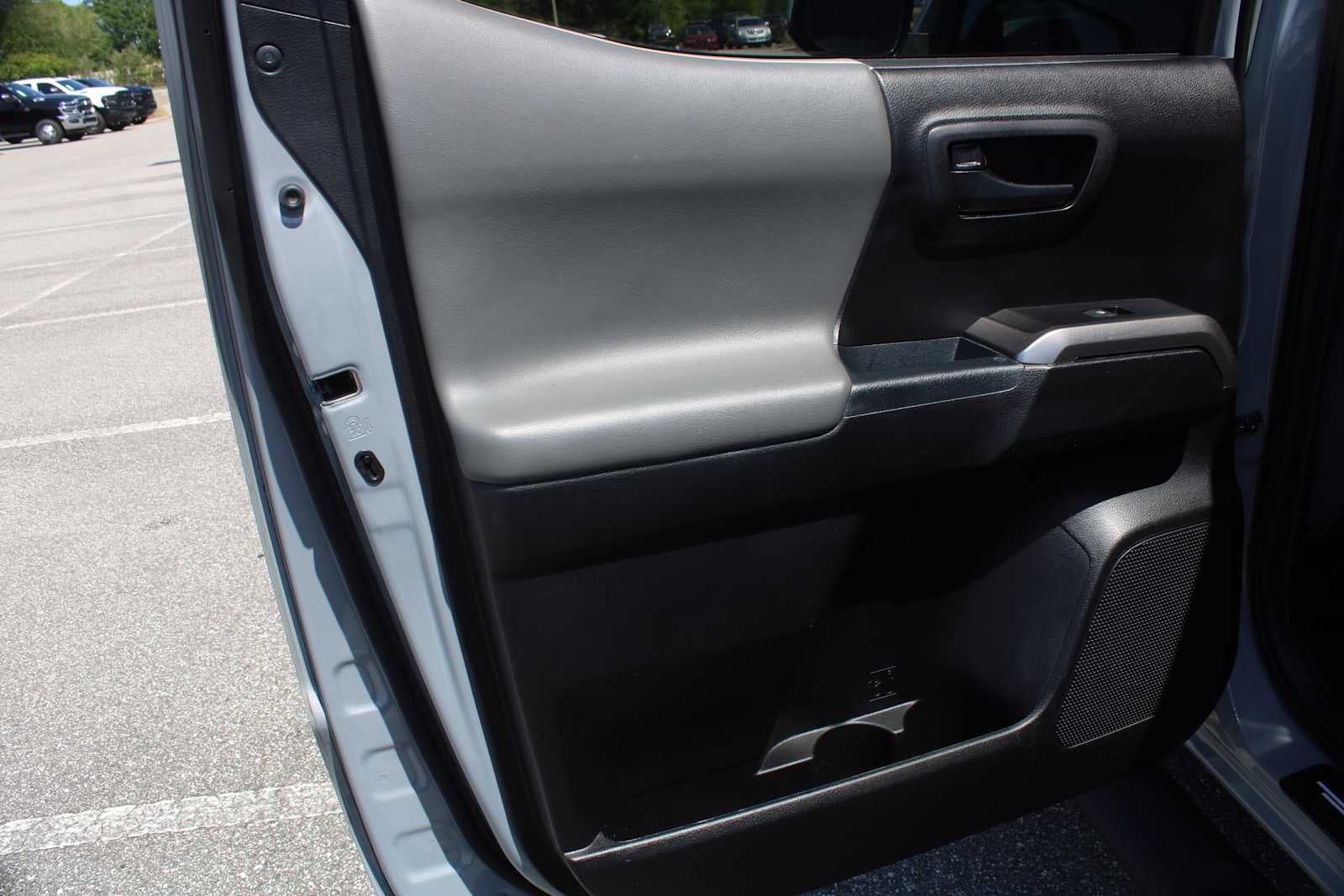 2021 Toyota Tacoma SR5 V6