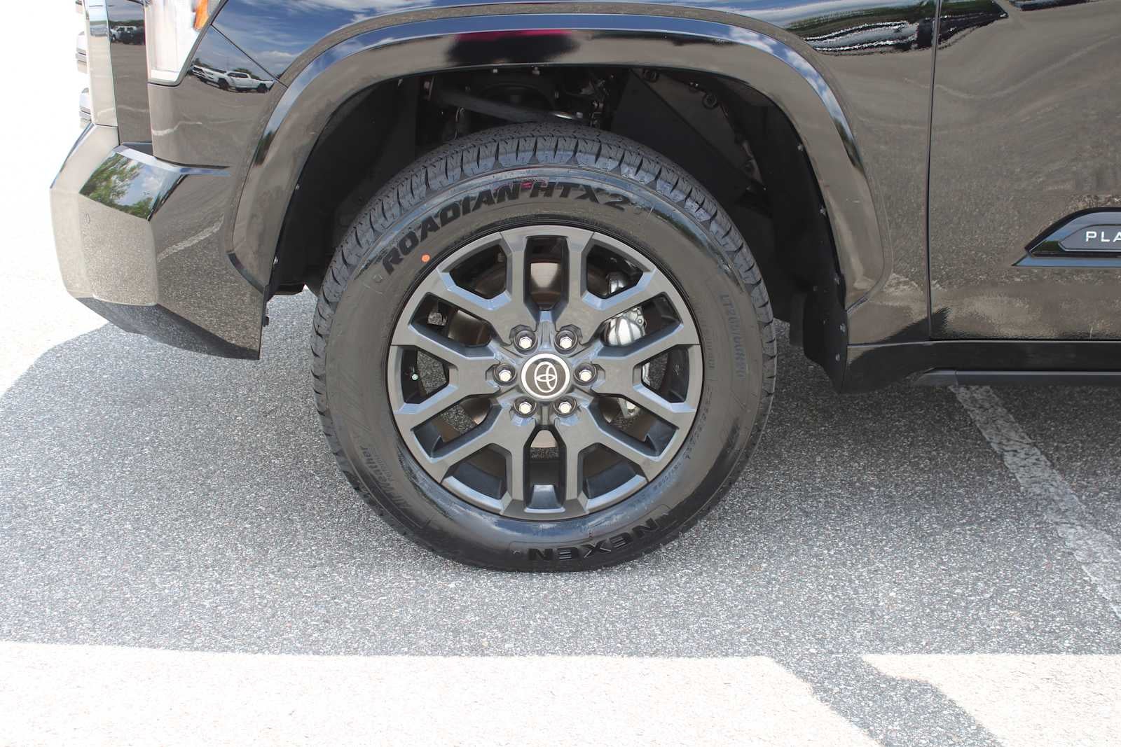 2023 Toyota Tundra Platinum