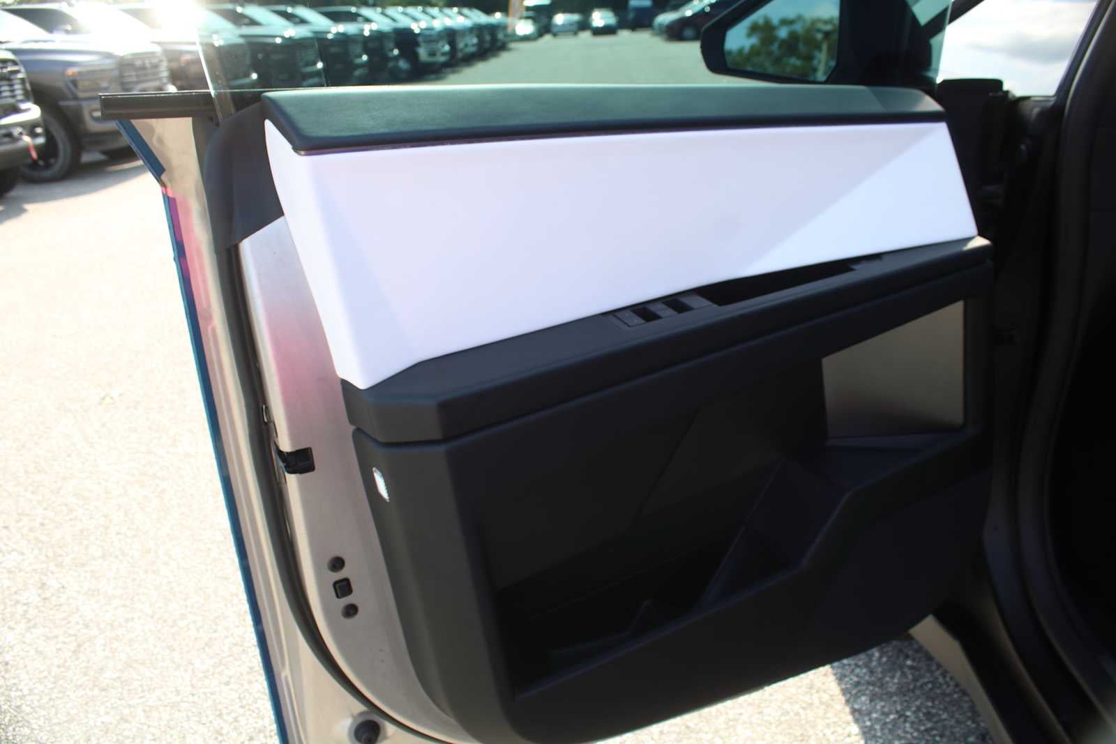 2024 Tesla Cybertruck AWD