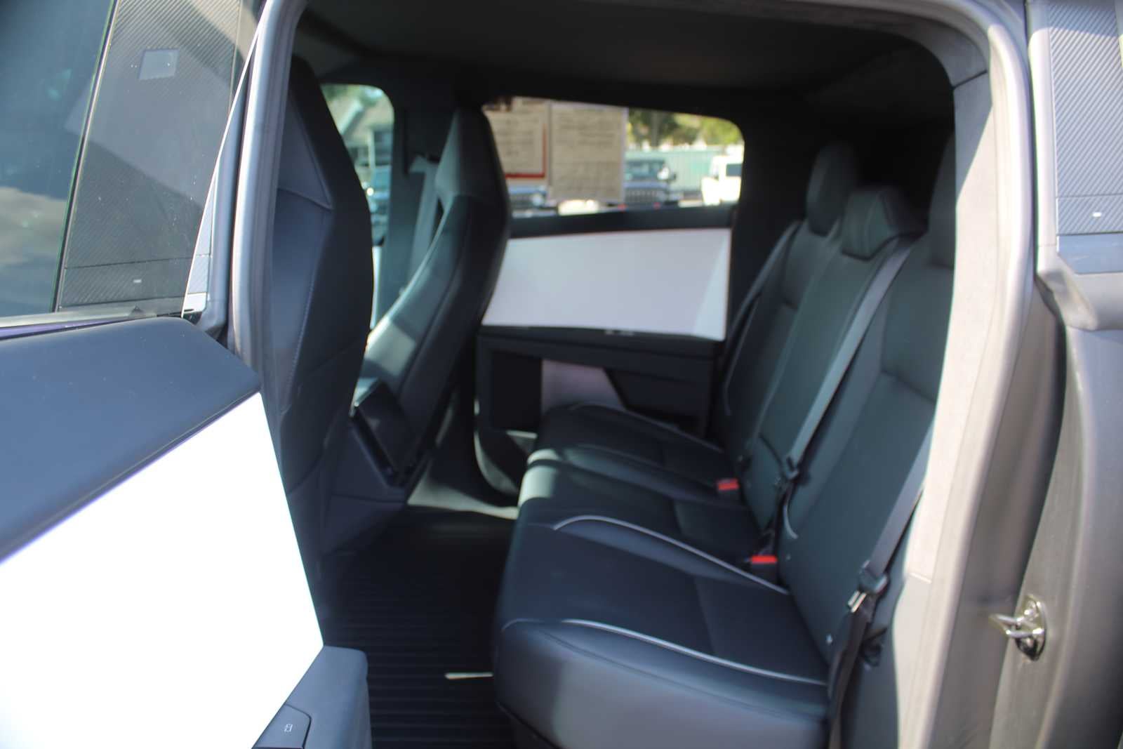 2024 Tesla Cybertruck AWD