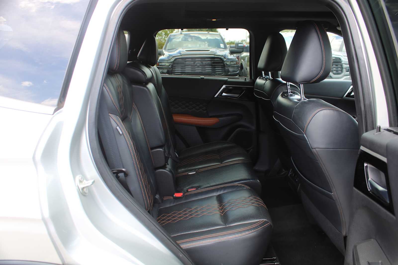 2022 Mitsubishi Outlander SEL