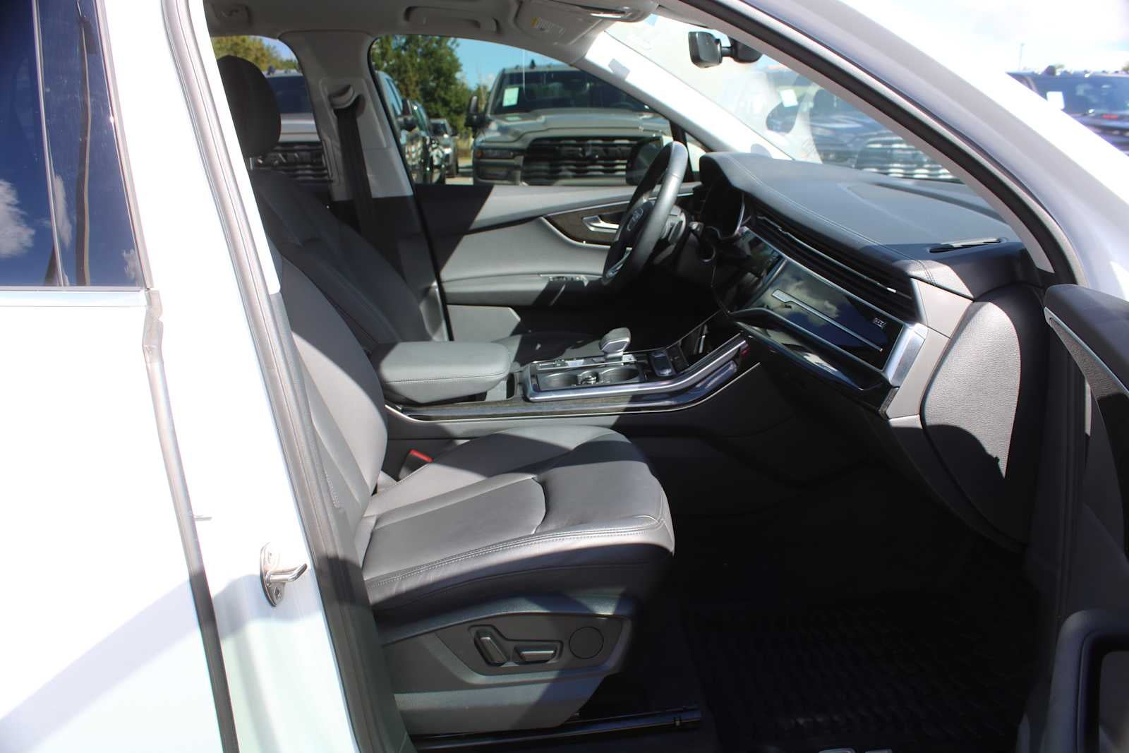 2023 Audi Q7 Premium