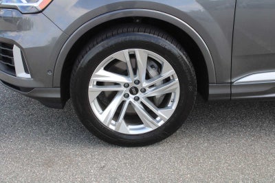 2022 Audi Q7 Premium Plus