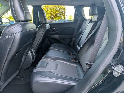 2022 Jeep Cherokee Latitude Lux