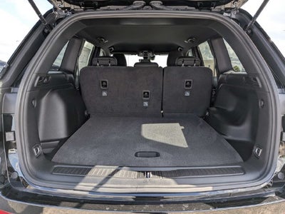2027 Jeep Grand Cherokee Laredo