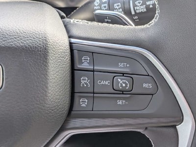 2027 Jeep Grand Cherokee Laredo