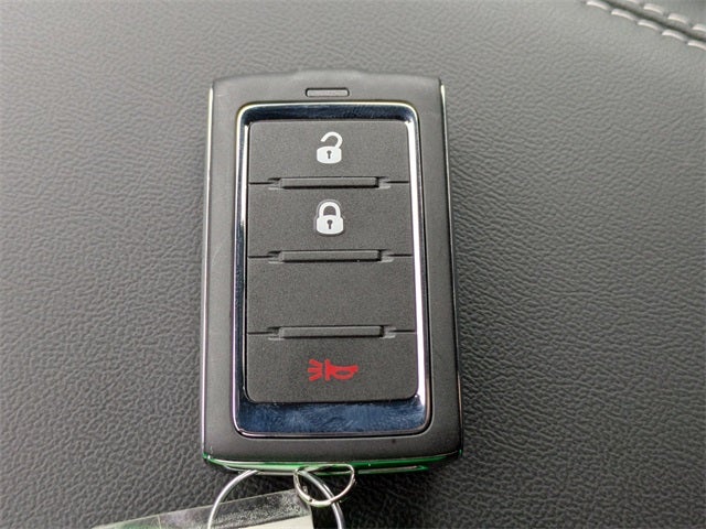 2025 Jeep Grand Cherokee Base