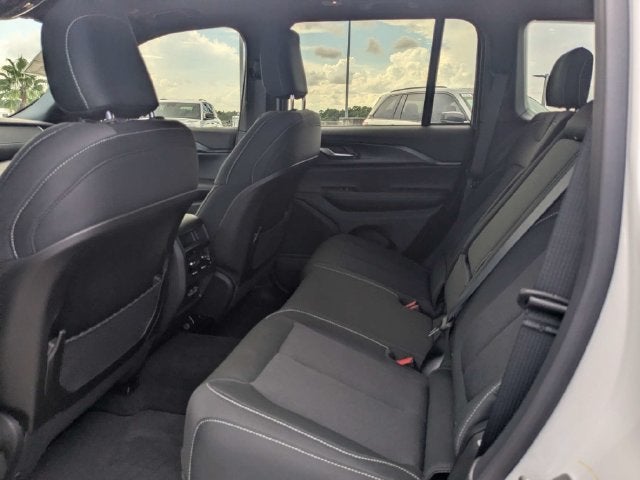2026 Jeep Grand Cherokee Laredo X