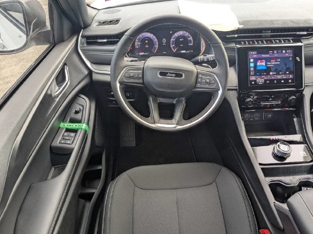 2026 Jeep Grand Cherokee Laredo X