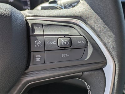 2025 Jeep Grand Cherokee Base