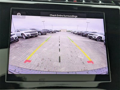 2025 Jeep Grand Cherokee Base