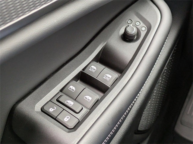 2025 Jeep Grand Cherokee Base