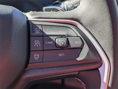 2025 Jeep Grand Cherokee Base