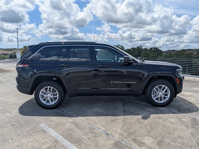2025 Jeep Grand Cherokee Laredo X