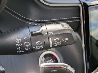 2027 Jeep Grand Cherokee Laredo