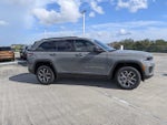 2027 Jeep Grand Cherokee Laredo