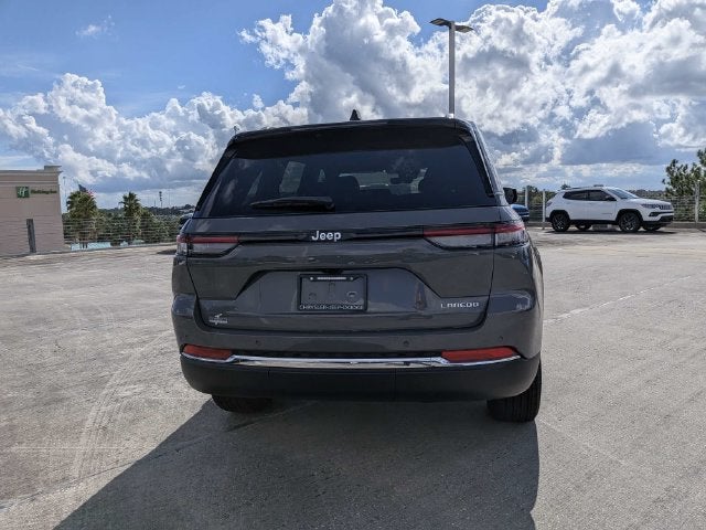 2027 Jeep Grand Cherokee Laredo