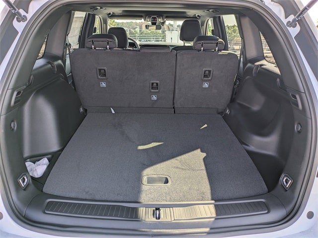 2025 Jeep Grand Cherokee Base