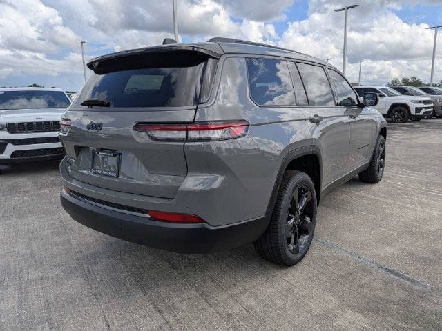 2027 Jeep Grand Cherokee Limited